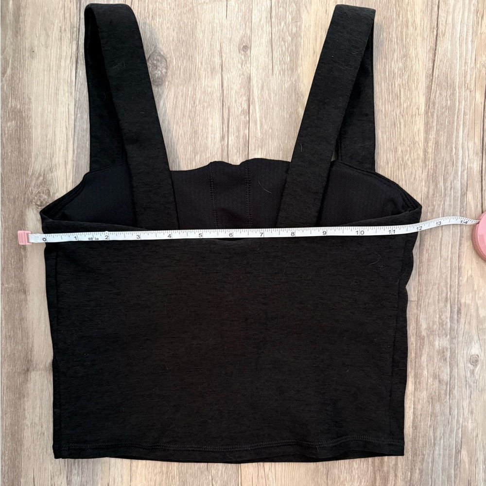Vuori Women's Elevation Square Neck Tank in black size extra small XS - Picture 5 of 6